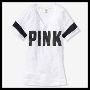 PINK Victoria's Secret Perfect V-neck Leggings Tee